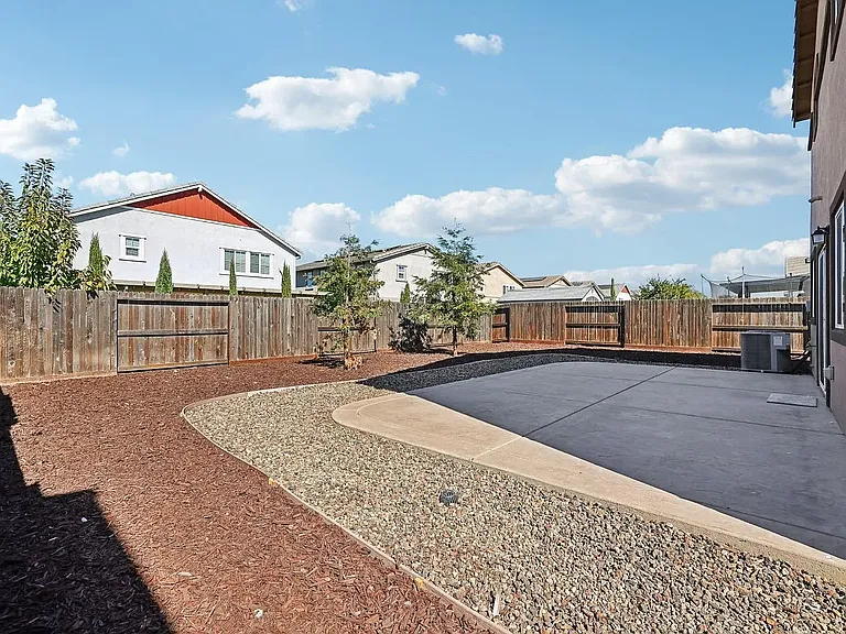 7185 Corvus Cir — Photo 16
