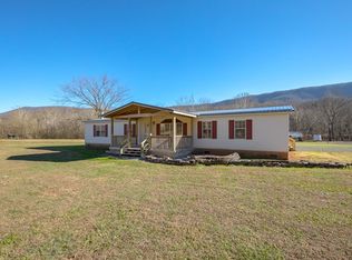 1811 Old Wolf Creek Rd, Narrows, VA 24124