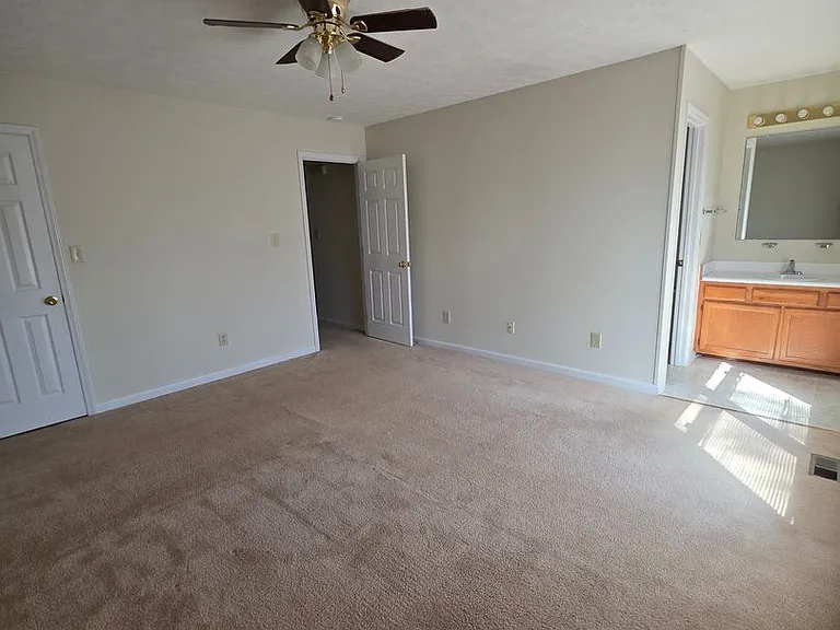 6605 Omni Ct — Photo 24