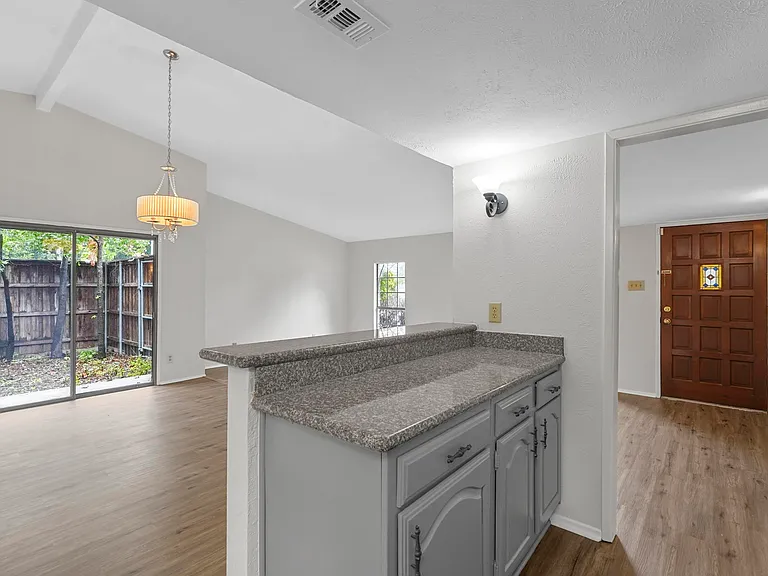 848 Shenandoah Dr — Photo 31