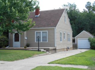 1024 N Dearborn St, Augusta, KS 67010