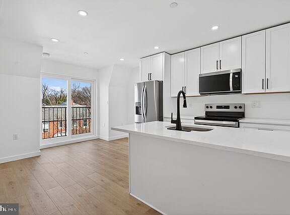 4th image of 3013 Nelson Pl SE