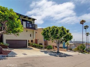 962 1st St APT C, Hermosa Beach, CA 90254