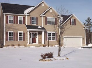 50 Burnham Rd, Wilton, NY 12831