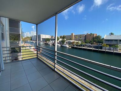 3750 NE 169th St APT 205, North Miami Beach, FL, 33160