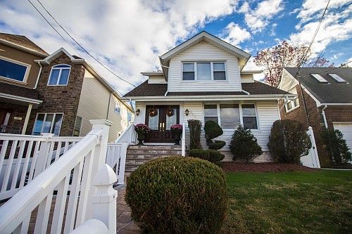4th image of 228 Darlington Ave