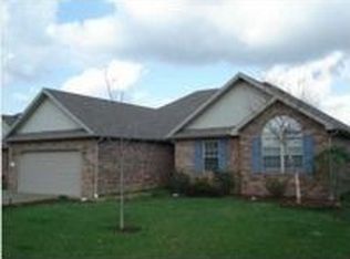 9221 Overland Dr, Evansville, IN