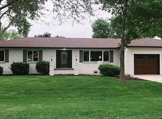 2225 Viking Rd, Grand Island, NE 68803