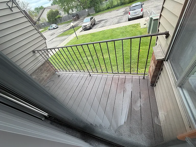 21661 Hillside Dr #D1 — Photo 3
