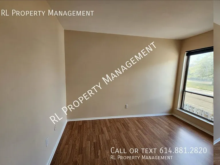1055 Merrimar Cir N #E — Photo 11