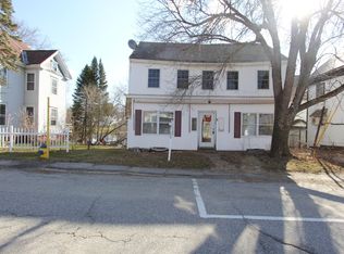 9 Union St, Winthrop, ME 04364