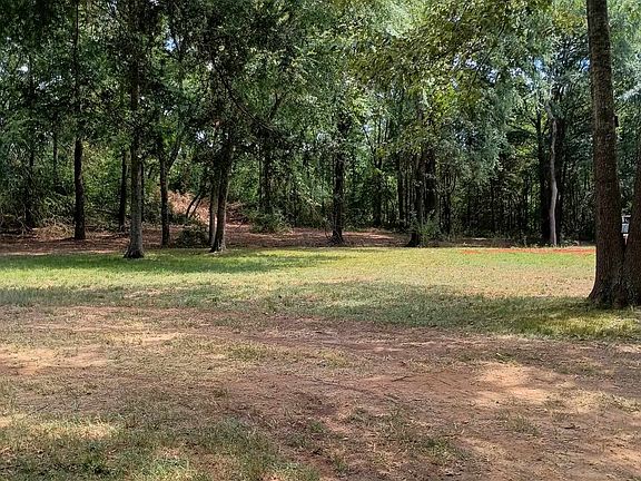 4th image of 417 W County Road 3201