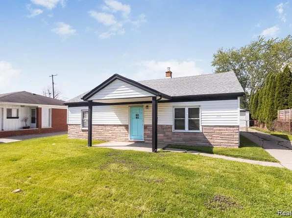 30064 Ann Arbor Trl, Westland, MI 48185