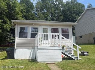 30 High St, Harveys Lake, PA 18618