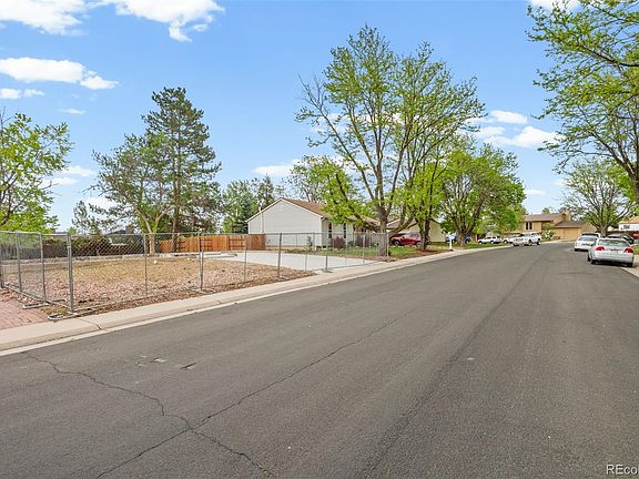2nd image of 1860 S Truckee Way