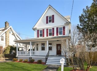 19 Hillside Ave, New Rochelle, NY 10801