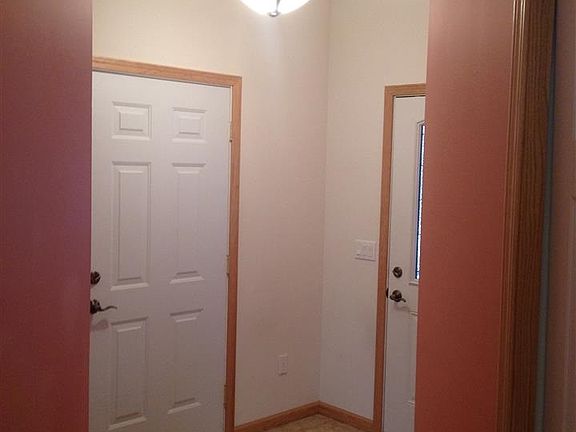5th image of 2028 Seaview Dr