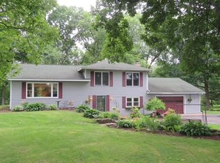 N1661 Six Corners Rd, Walworth, WI 53184