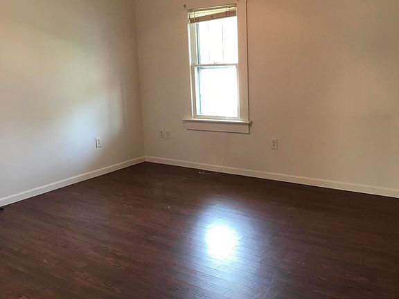 3rd image of 1419 Bryn Mawr St