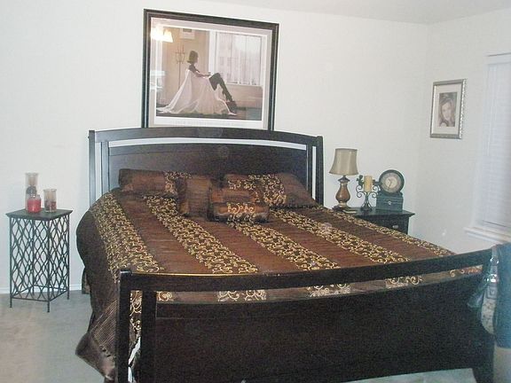 SPACIOUS MASTER BEDROOM!