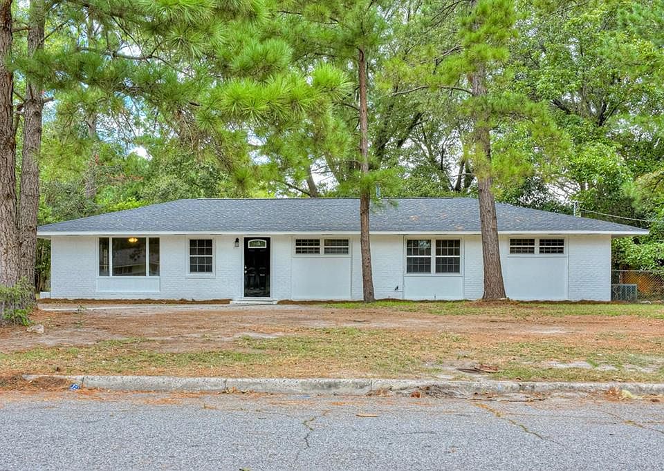 1st image of 2273 Essex Dr