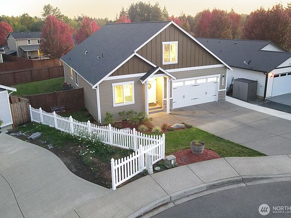 3rd image of 209 Fenway Court