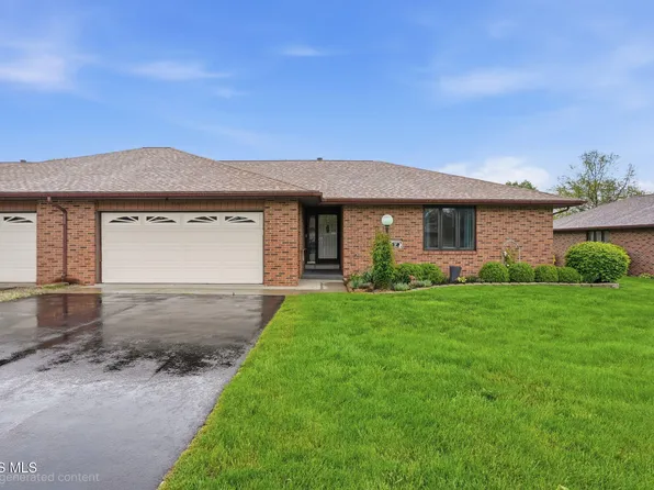 1807 Pebblestone Dr #7, Findlay, OH 45840