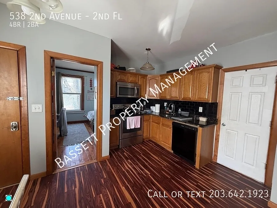 Building Photo - 538 2nd Ave #2