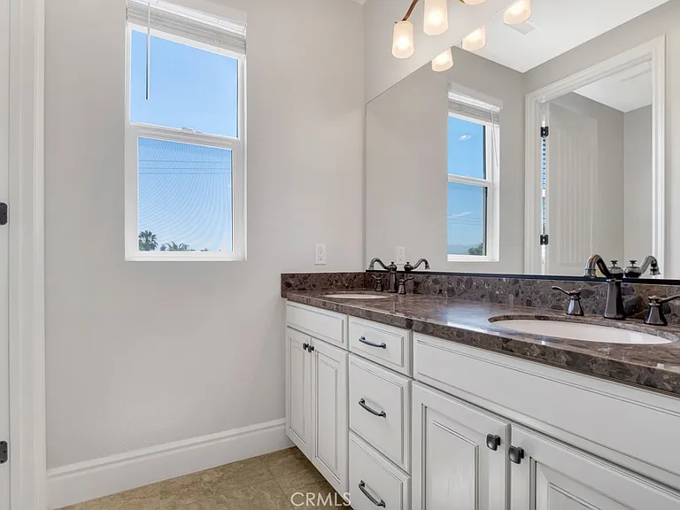 9611 Baden Ave — Photo 52