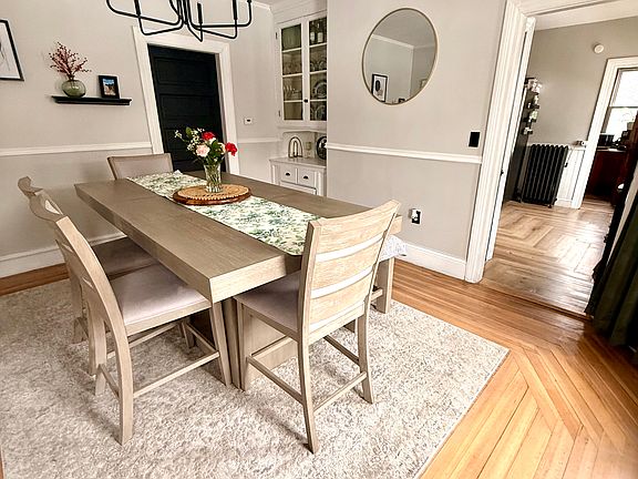 3rd image of 18-20 Stamford Ave #2