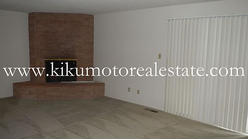 4th image of 781 Parklin Ave