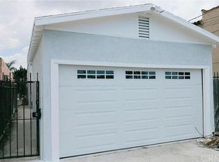 6219 S Van Ness Ave, Los Angeles, CA 90047