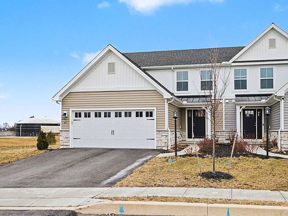 3rd image of 67 Long Bend Dr