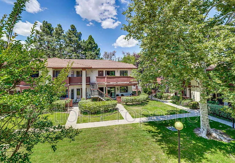 437 Costa Mesa Ter #F — Photo 30