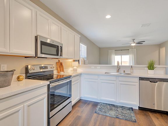 2nd image of 30385 N Oak Dr