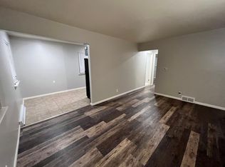 3300 S 92nd St APT 3, Milwaukee, WI 53227