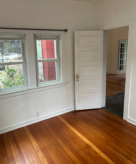 511 NE Lawrence Ave — Photo 7
