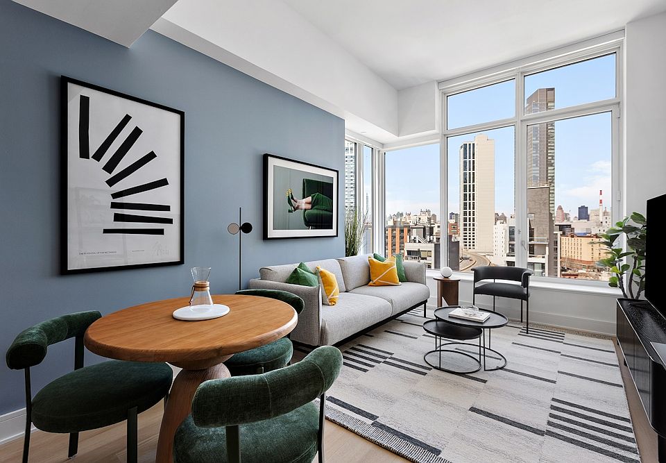 1st image of 4322 Queens St #16F