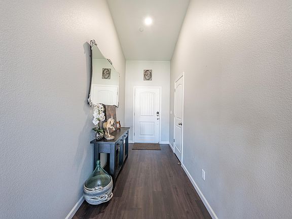 3rd image of 2334 W Mallard Way