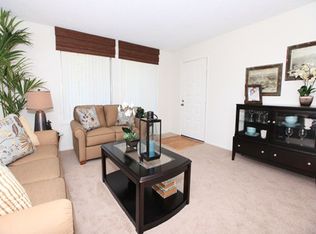 861 Wandering Rd APT 7, Vista, CA 92081