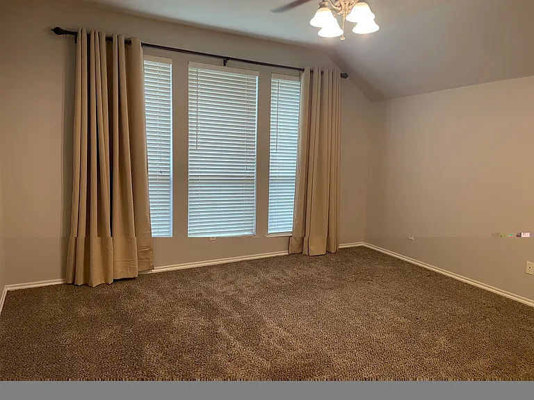 2724 Flint Rock Dr — Photo 6