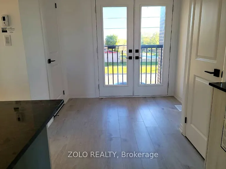 119 Fairlane Ave — Photo 5