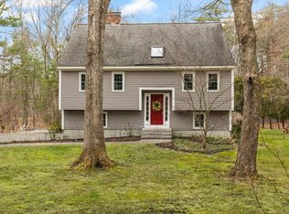 12 Golden Oaks Dr, Salem, NH 03079