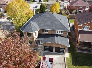 1 Millstone Dr, Brampton, ON L6Y3C7
