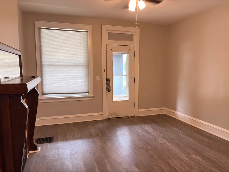 59 E Maynard Ave #59 — Photo 3