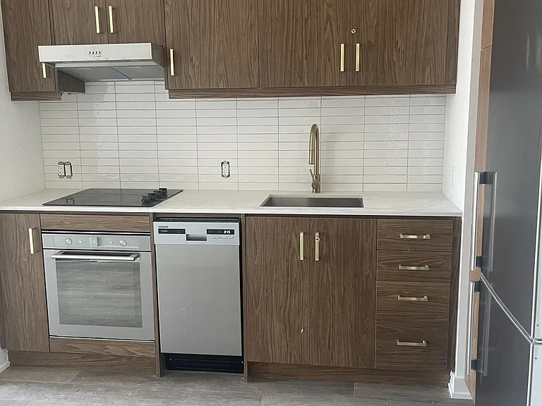 9 Tecumseth St #1215 — Photo 4