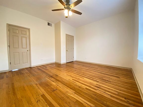 5th image of 1532 W Montrose Ave APT 2E