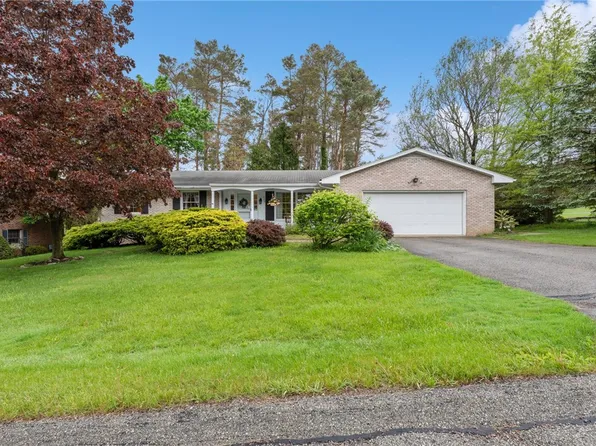 940 Smith St, Somerset, PA 15501