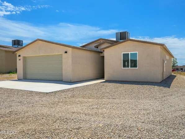 142 S Montgomery Ave, Vail, AZ 85641