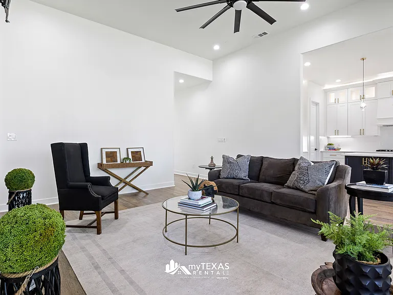 237 Kathryns Ct — Photo 7